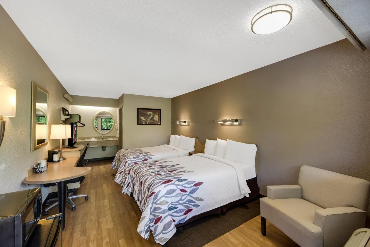 Red Roof Inn Asheville - Biltmore West מראה חיצוני תמונה