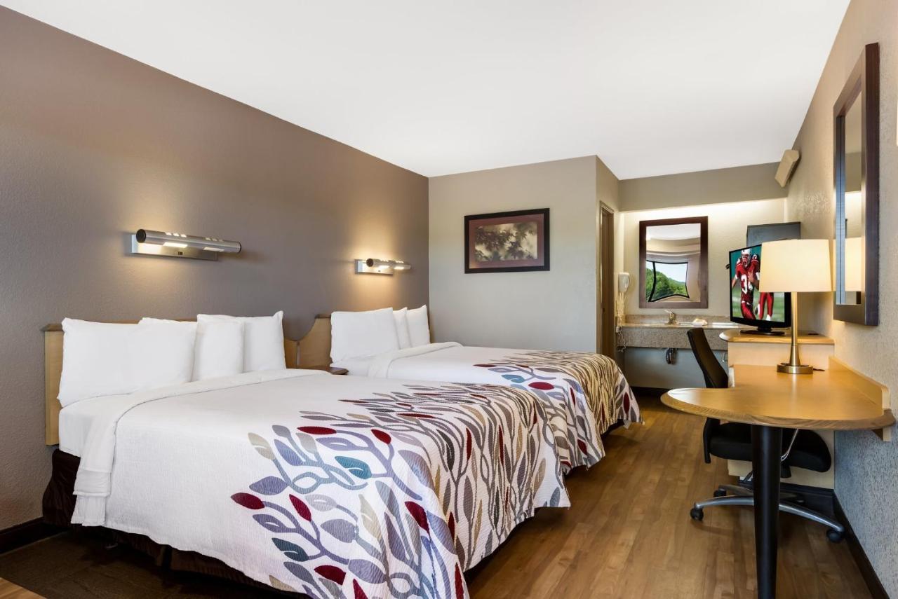 Red Roof Inn Asheville - Biltmore West מראה חיצוני תמונה