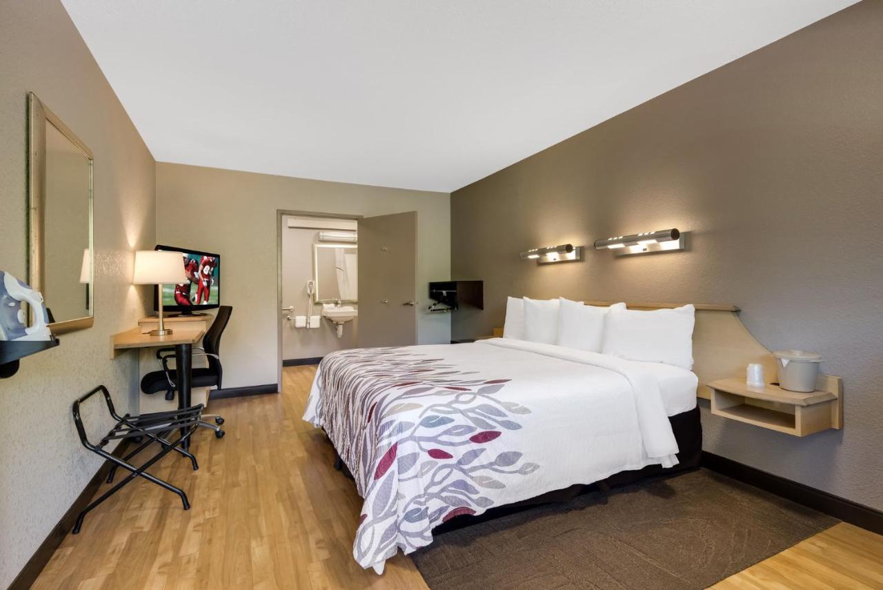 Red Roof Inn Asheville - Biltmore West מראה חיצוני תמונה