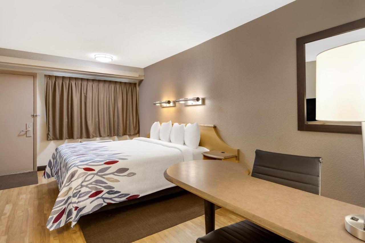 Red Roof Inn Asheville - Biltmore West מראה חיצוני תמונה